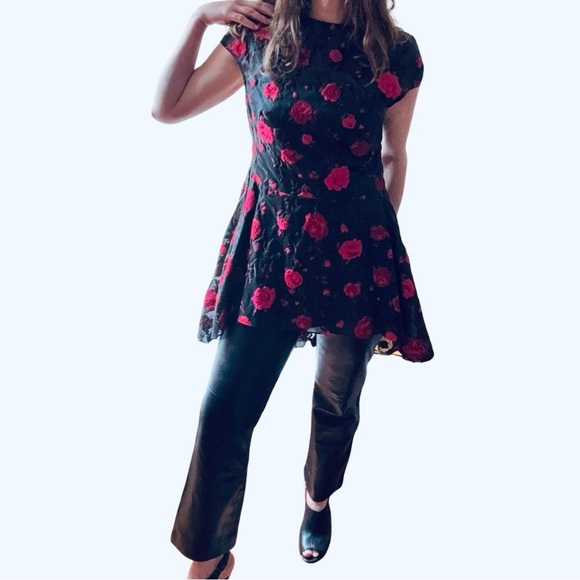 LELA ROSE Cap Sleeve Rose Peplum Top​ - Picture 2 of 16